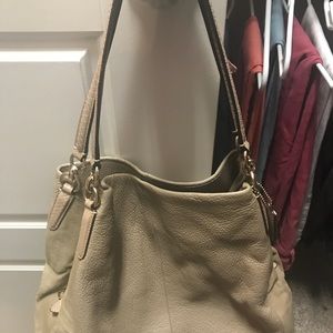 **Flash Sale**Beige Coach Leather Purse with Suede